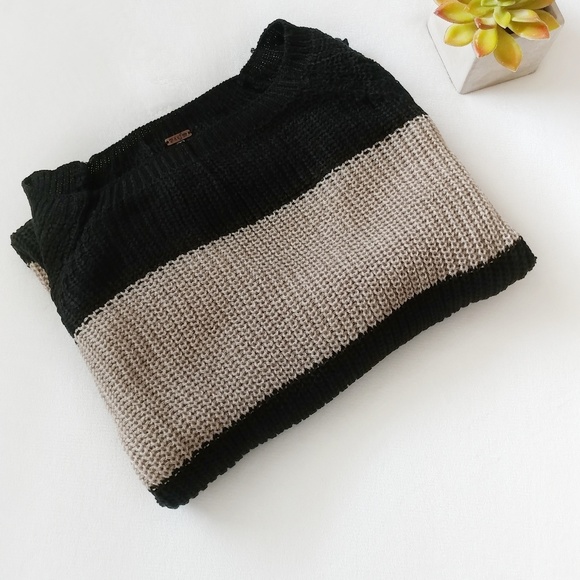 NWT Chunky Cable Knit Sweater Black and Tan Stripe - Picture 3 of 3